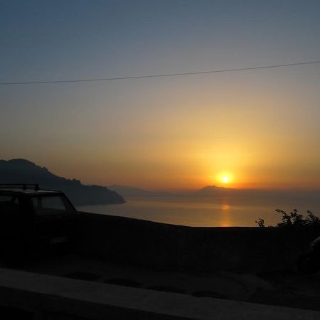 World Center Bed & Breakfast Amalfi Ngoại thất bức ảnh